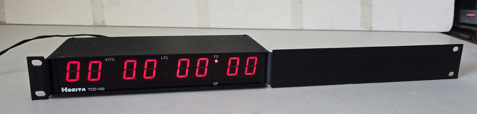 Horita MTD-100 Time Code LED Display Rack Mount